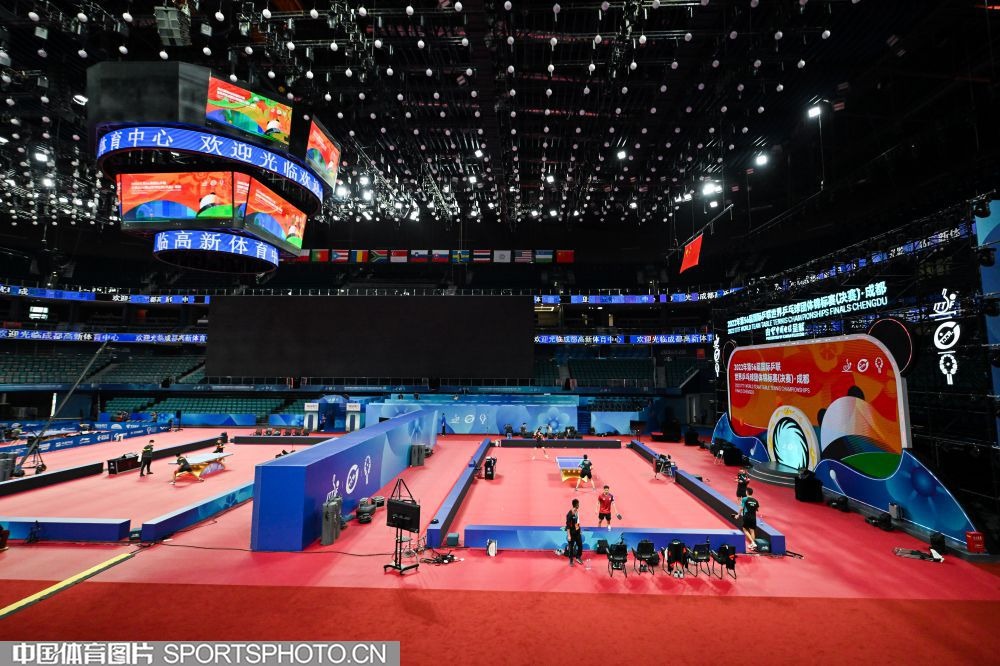 拒逆转！约基奇39+10+10威少9中2，里弗斯不满裁判，湖人旧将尽力